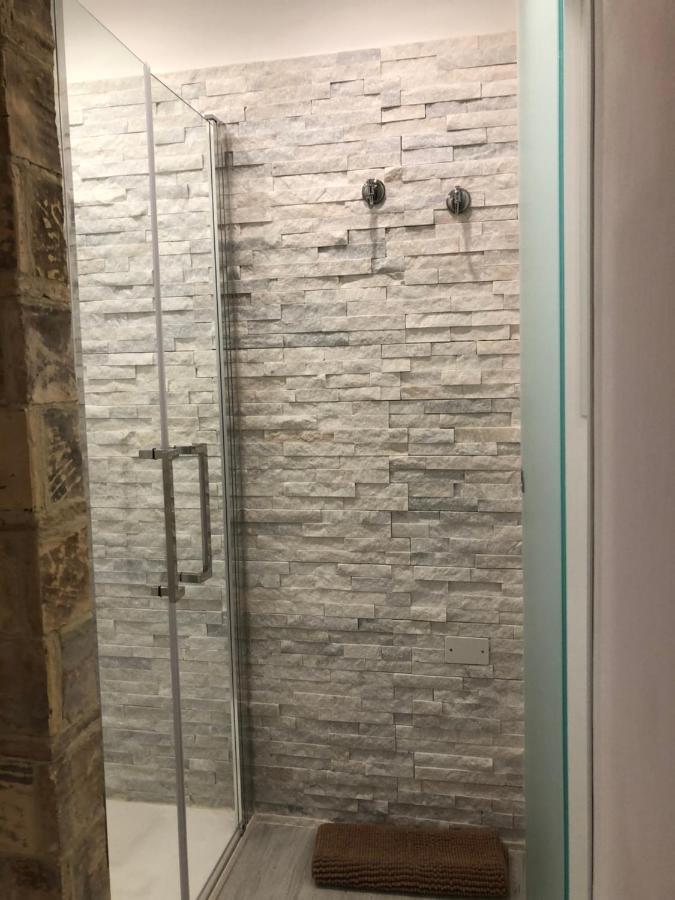 B & B Via Cavour 泰尔莫利 外观 照片