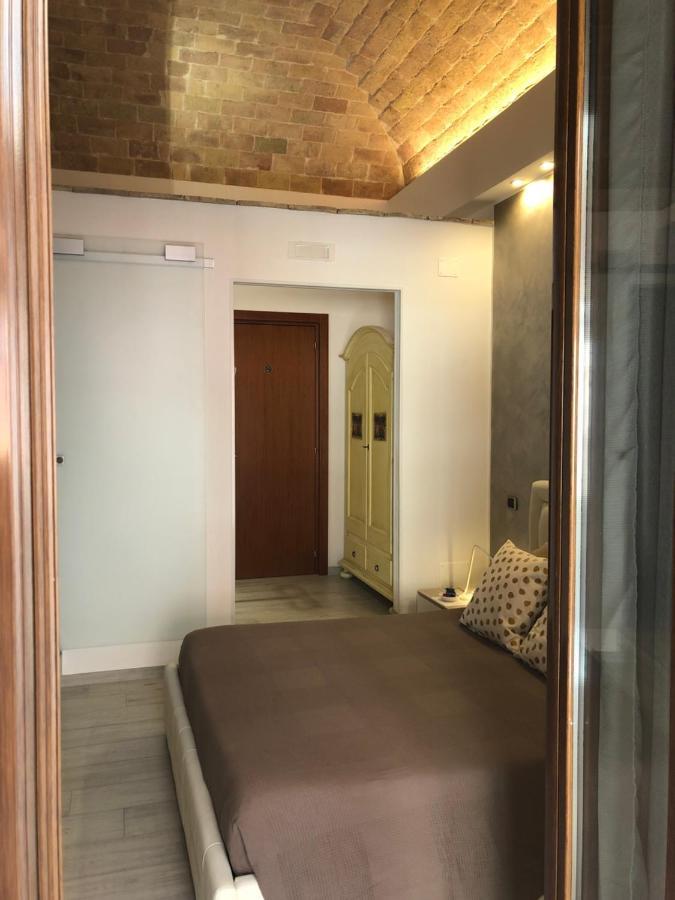 B & B Via Cavour 泰尔莫利 外观 照片