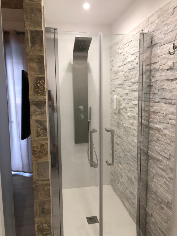 B & B Via Cavour 泰尔莫利 外观 照片