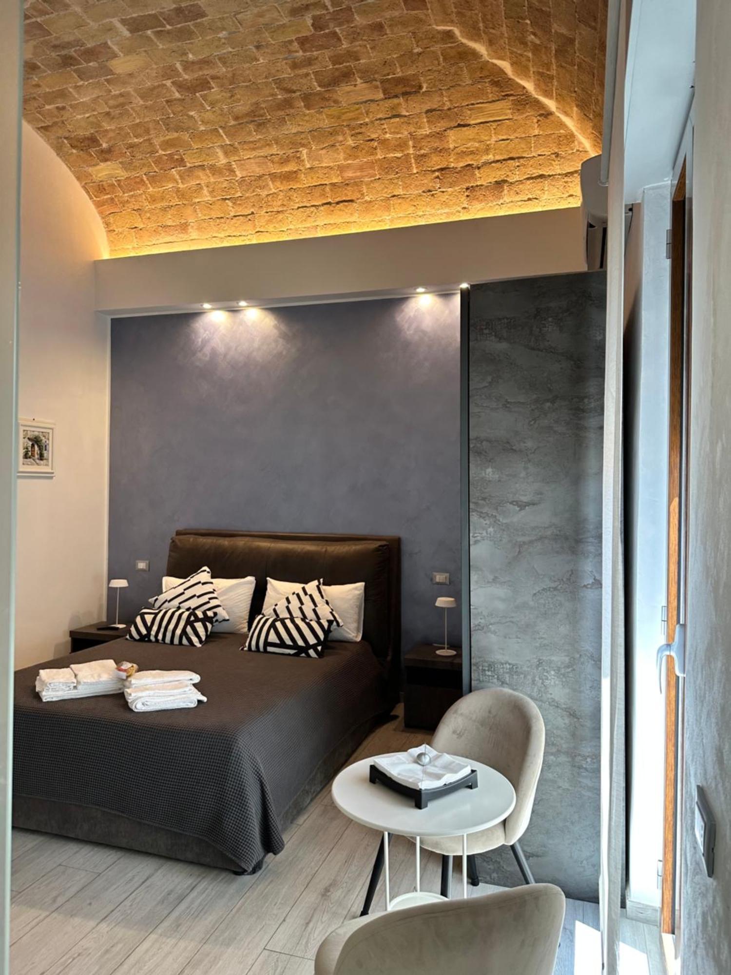 B & B Via Cavour 泰尔莫利 外观 照片
